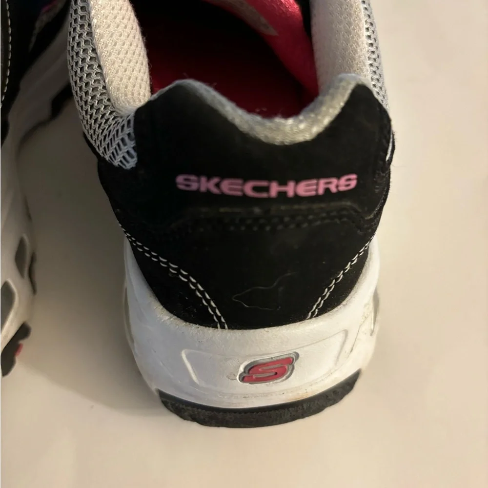 Skechers D'Lites Black and Pink Sneakers Size 8.5